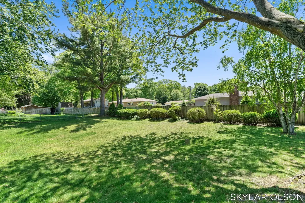 2467 Kimberly Fruitport Charter Township MI 49444