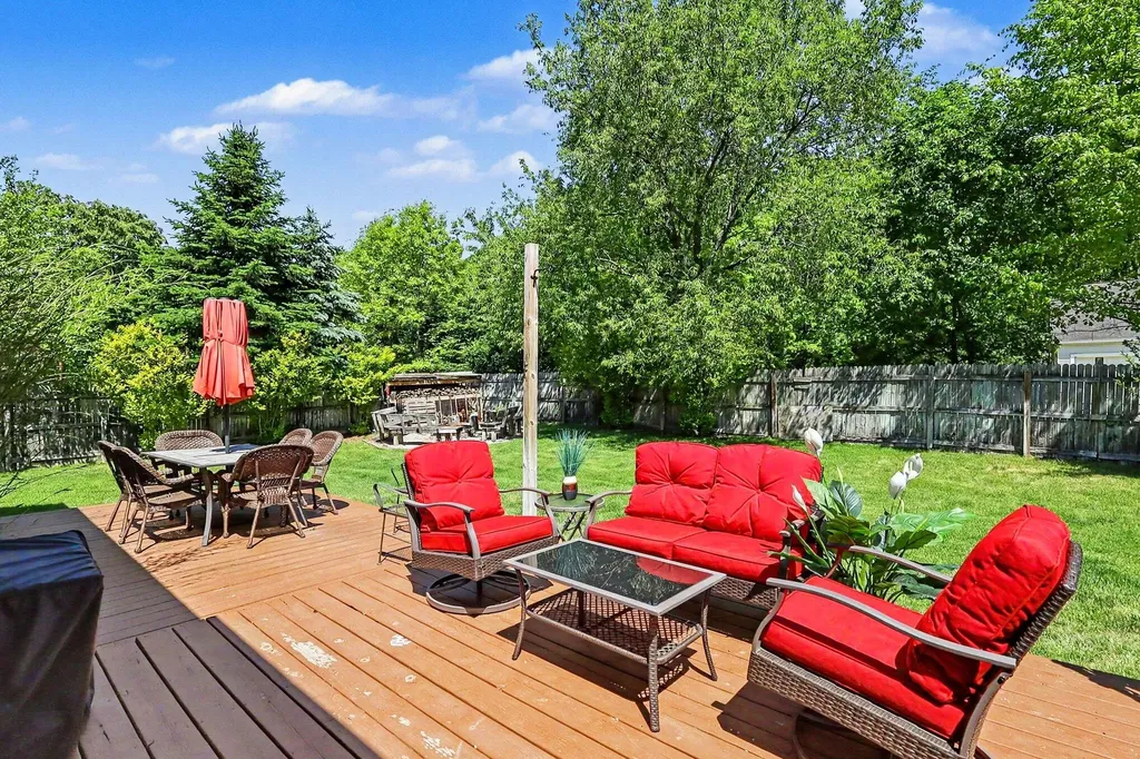 15117 Meadows Drive Grand Haven Charter Township MI 49417