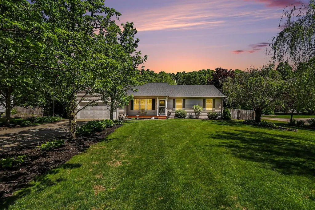 15117 Meadows Drive Grand Haven Charter Township MI 49417