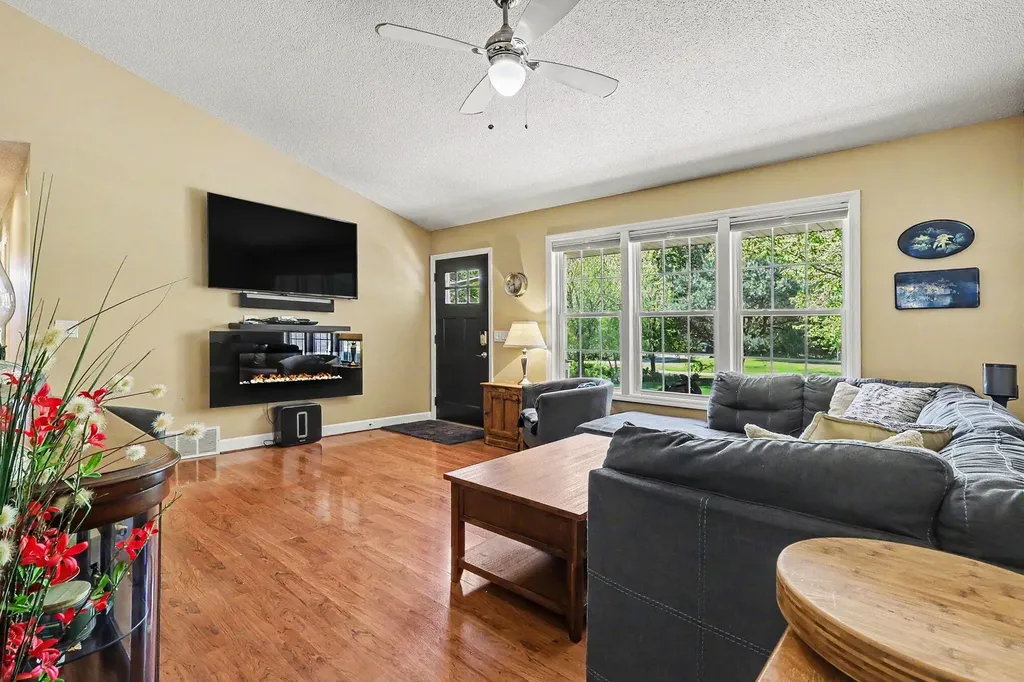 15117 Meadows Drive Grand Haven Charter Township MI 49417