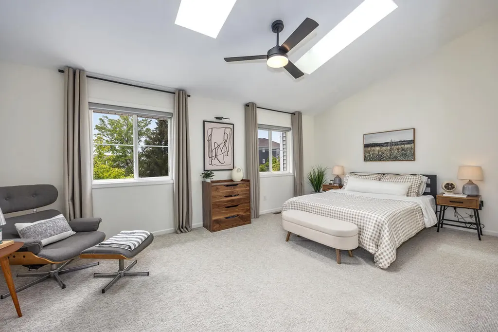 1379 Quarterline Cmns Holland City MI 49423