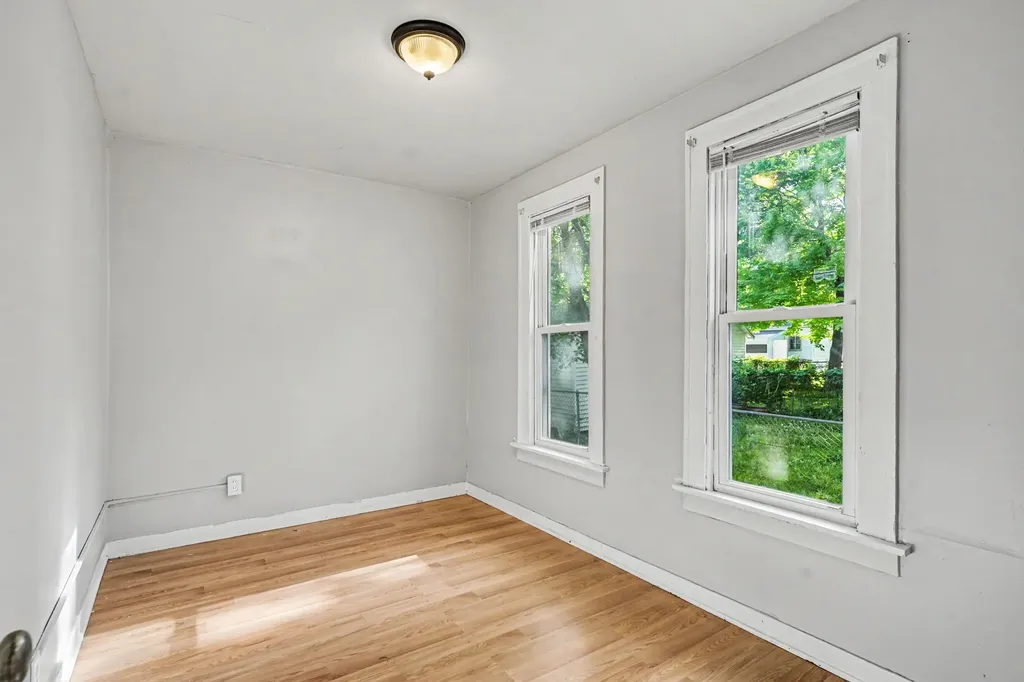 1023 Pulawski Street SW Grand Rapids City MI 49504