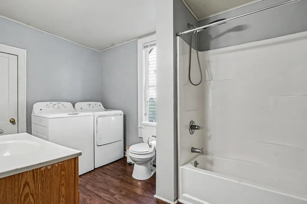 1023 Pulawski Street SW Grand Rapids City MI 49504
