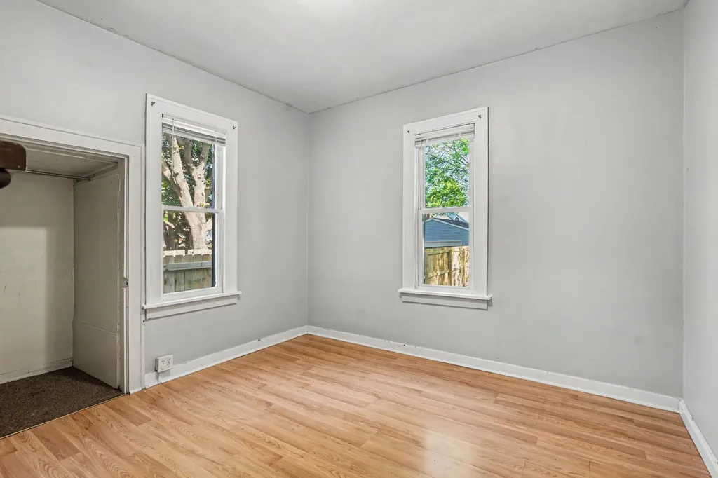 1023 Pulawski Street SW Grand Rapids City MI 49504
