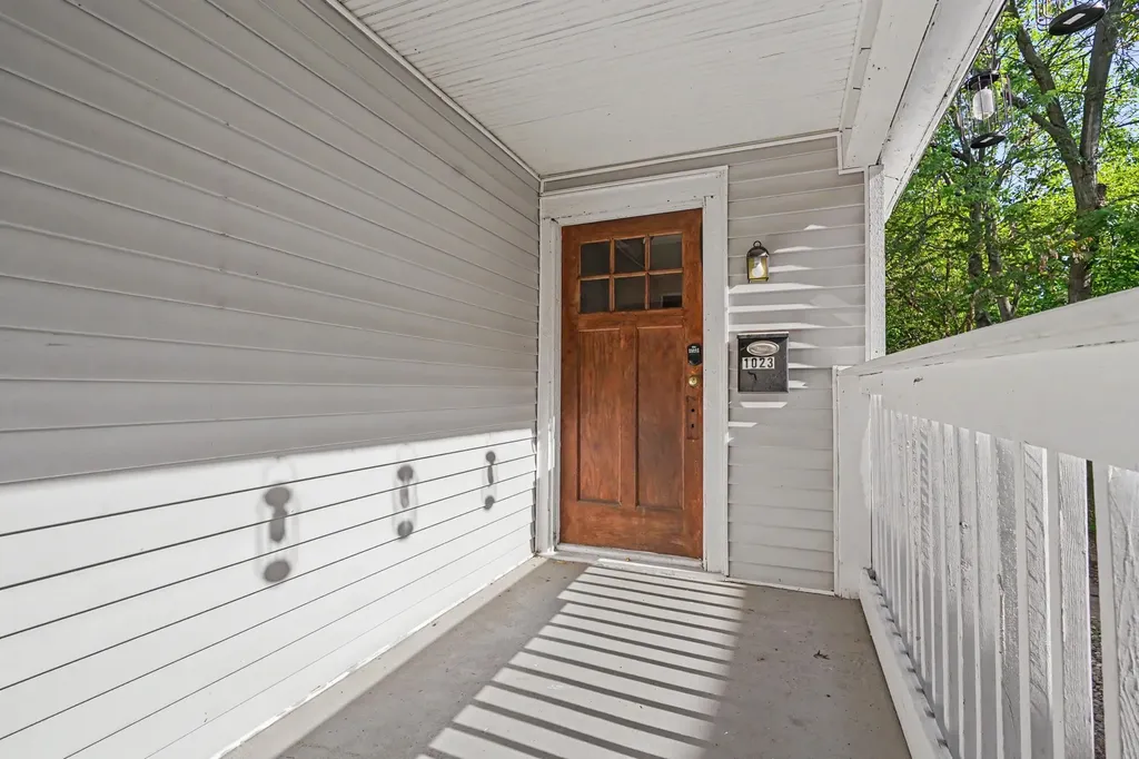 1023 Pulawski Street SW Grand Rapids City MI 49504
