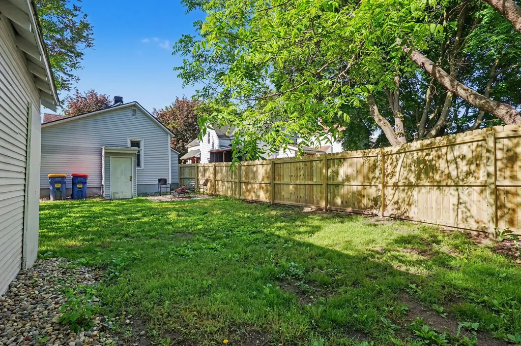 1023 Pulawski Street SW Grand Rapids City MI 49504
