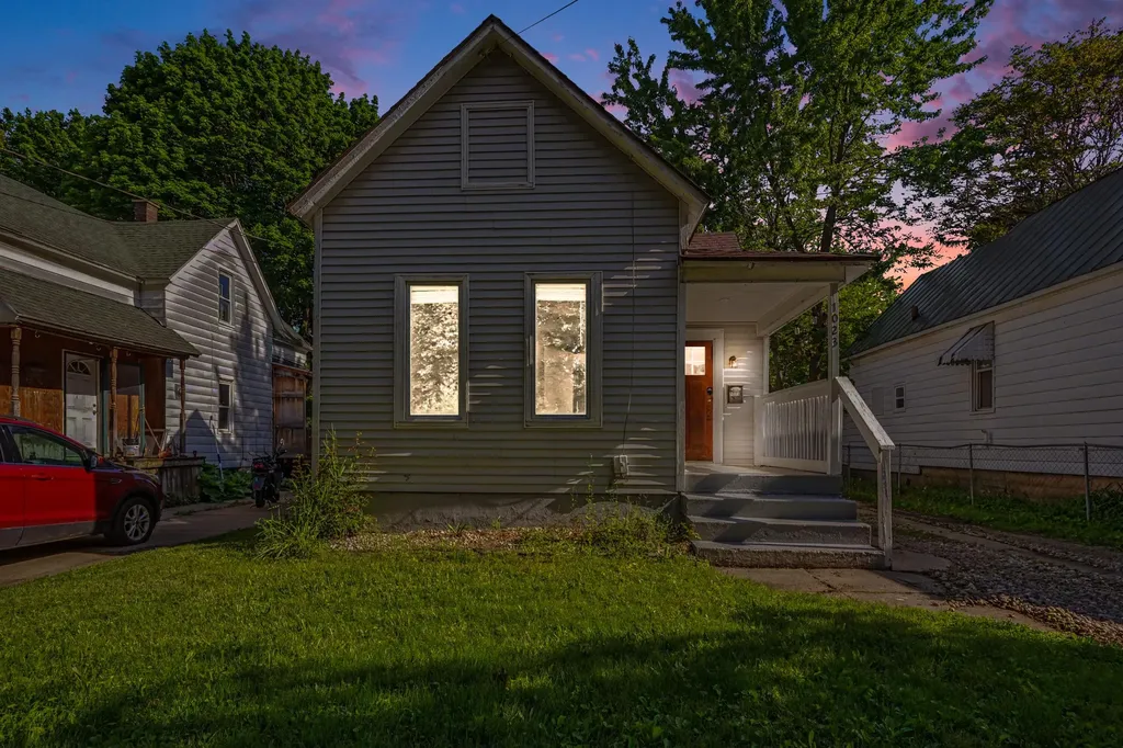 1023 Pulawski Street SW Grand Rapids City MI 49504
