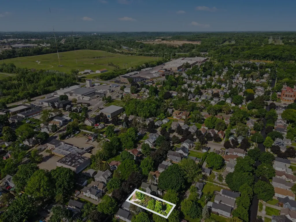 1023 Pulawski Street SW Grand Rapids City MI 49504