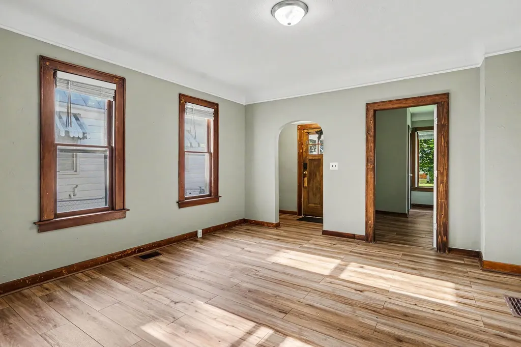 1023 Pulawski Street SW Grand Rapids City MI 49504