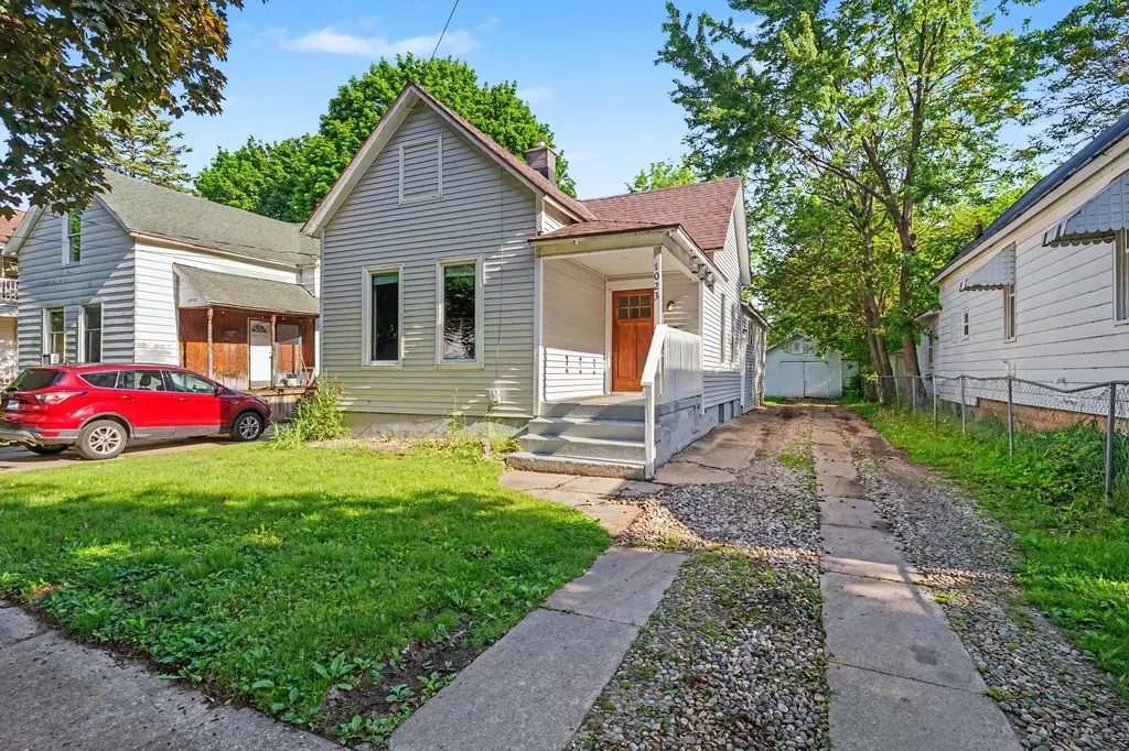 1023 Pulawski Street SW Grand Rapids City MI 49504
