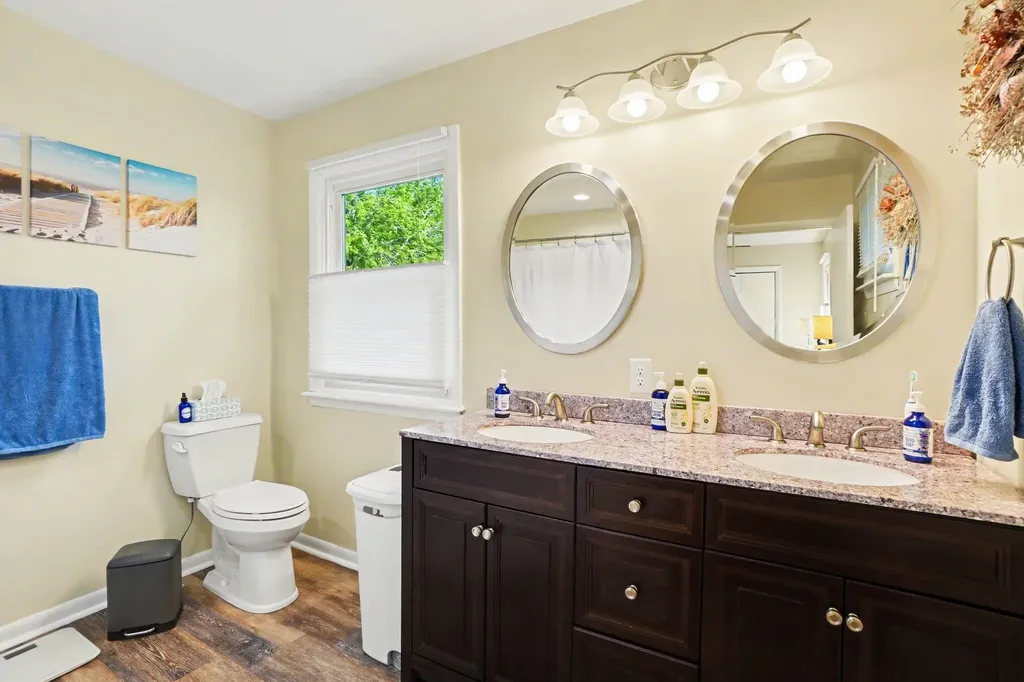 2286 Leif Avenue Norton Shores City MI 49441