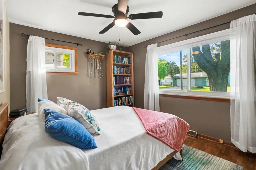 2286 Leif Avenue Norton Shores City MI 49441