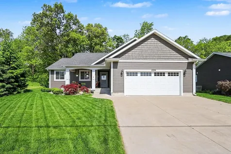 2006 Lake Avenue North Muskegon City MI 49445