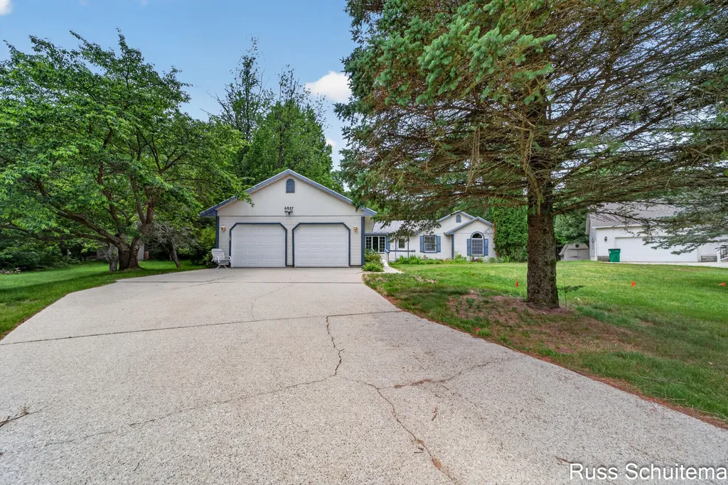 6827 Tranquil Trail Fruitland Township MI 49461