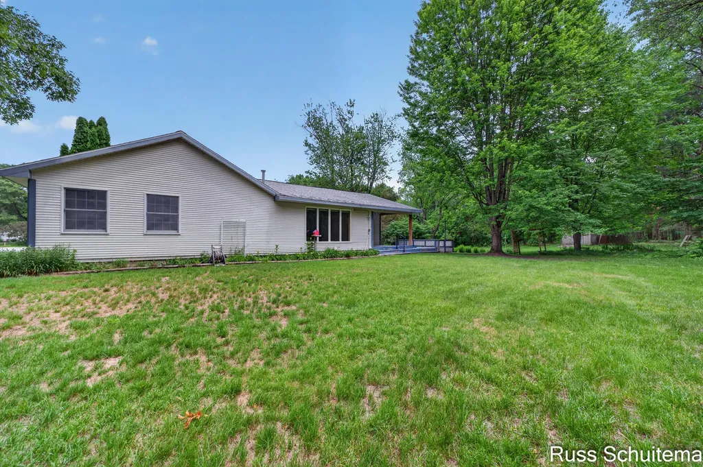 6827 Tranquil Trail Fruitland Township MI 49461