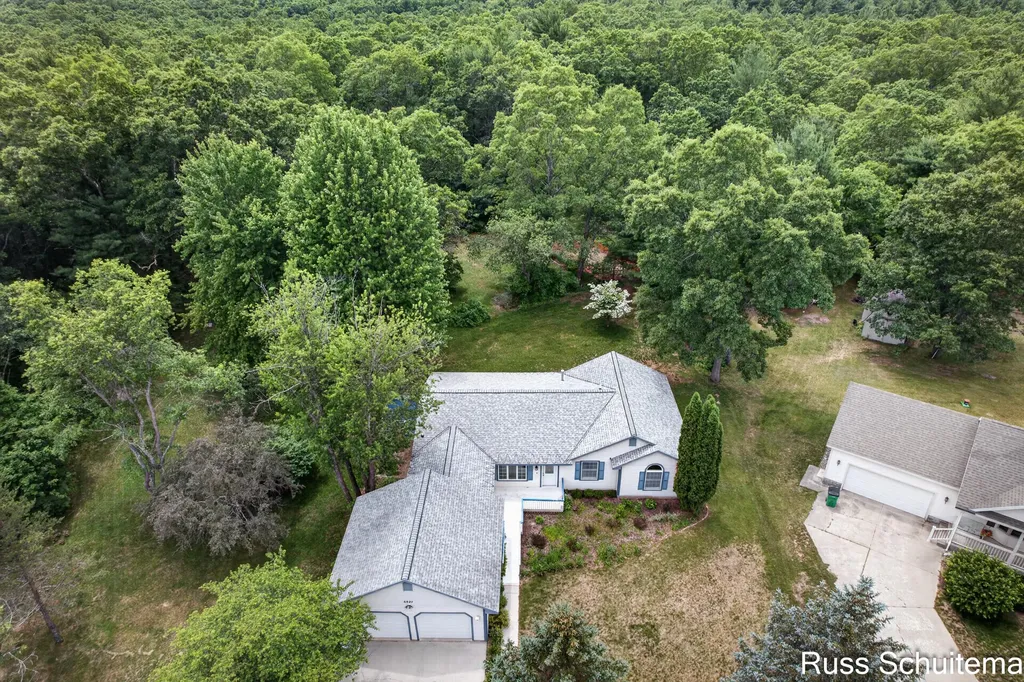 6827 Tranquil Trail Fruitland Township MI 49461