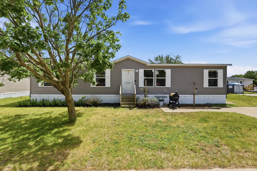14290 Newport Drive Olive Township MI 49460