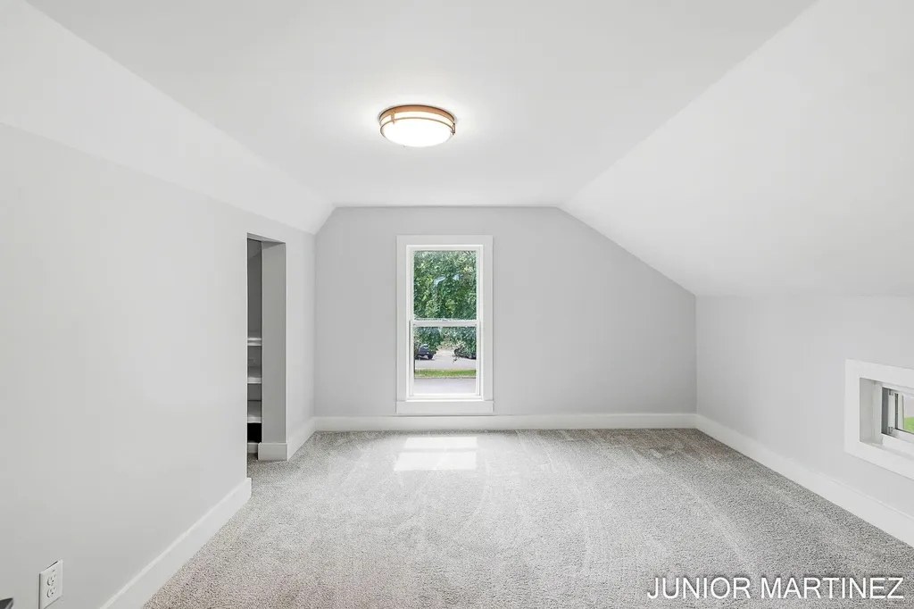 204 N Sherwood Avenue Plainwell City MI 49080