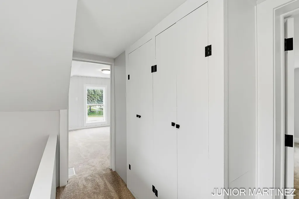204 N Sherwood Avenue Plainwell City MI 49080
