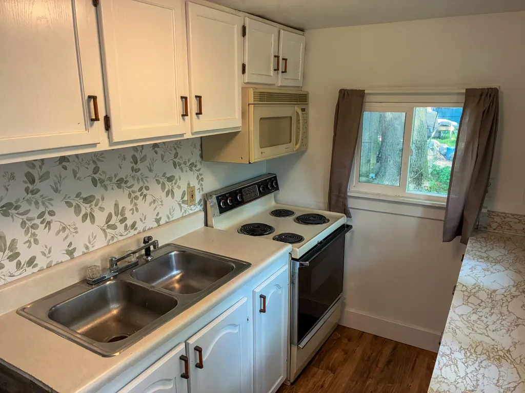 124 W Sheridan Street Fremont City MI 49412