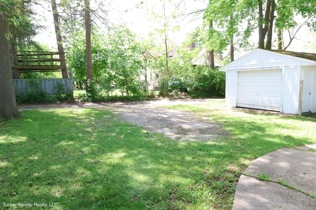124 W Sheridan Street Fremont City MI 49412