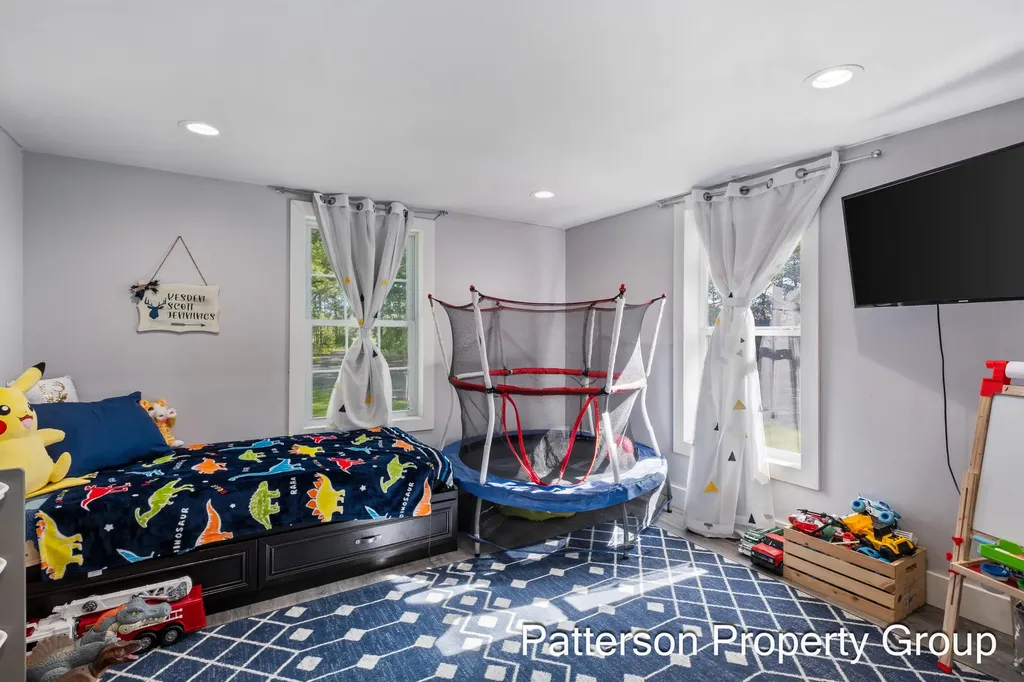 8229 E Apple Avenue Egelston Township MI 49451