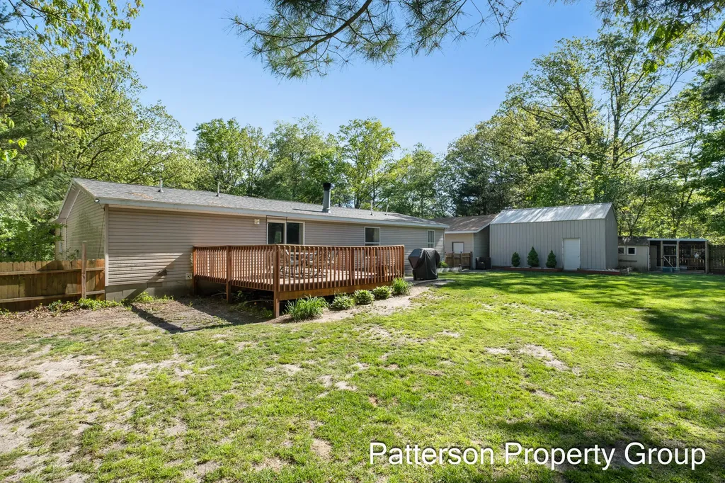 8229 E Apple Avenue Egelston Township MI 49451