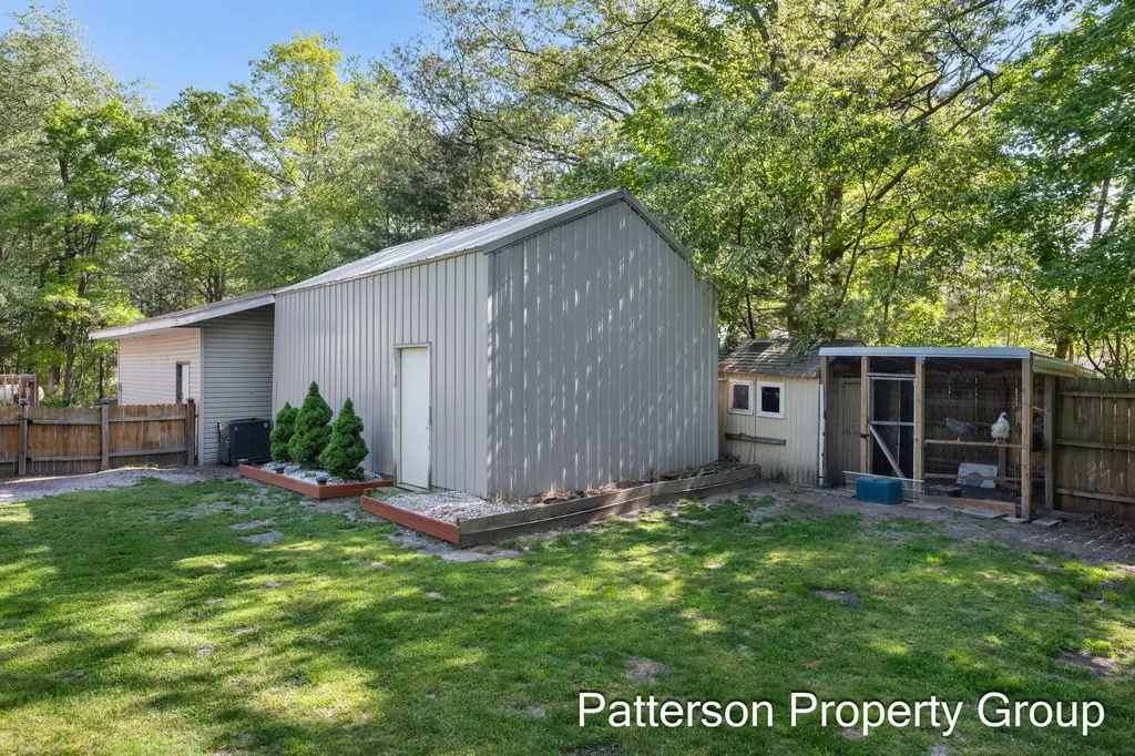8229 E Apple Avenue Egelston Township MI 49451