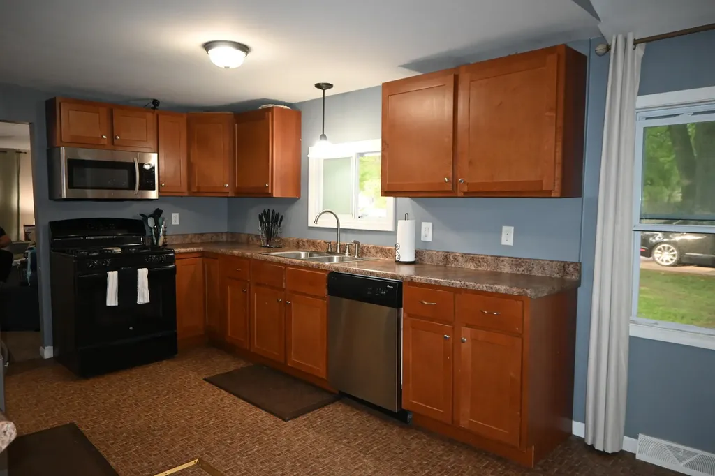 1341 E Summit Avenue Norton Shores City MI 49444