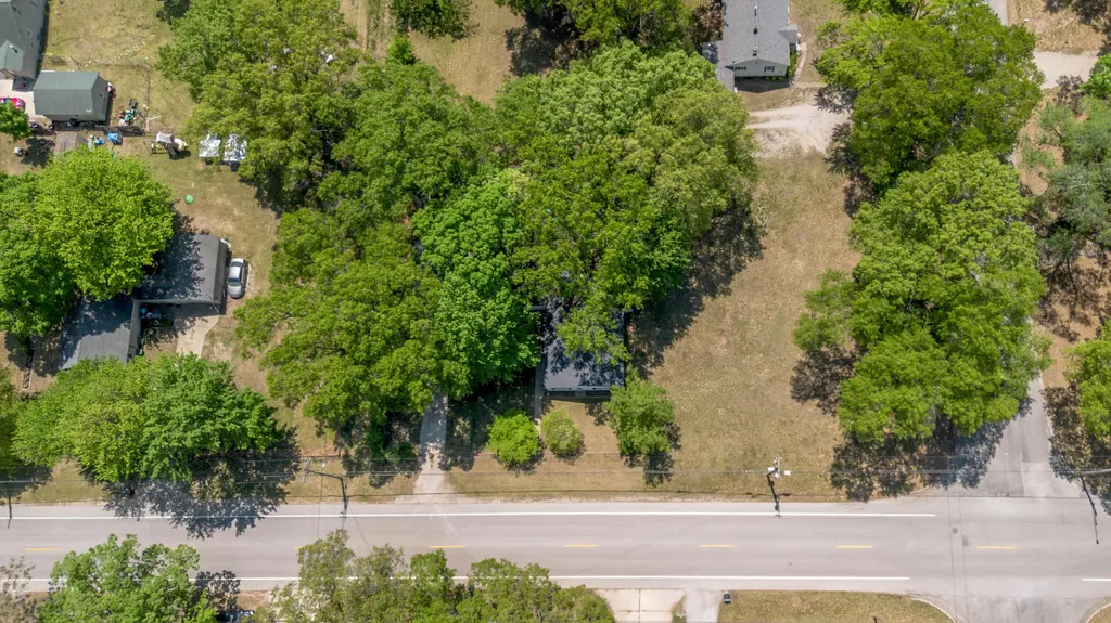 1341 E Summit Avenue Norton Shores City MI 49444