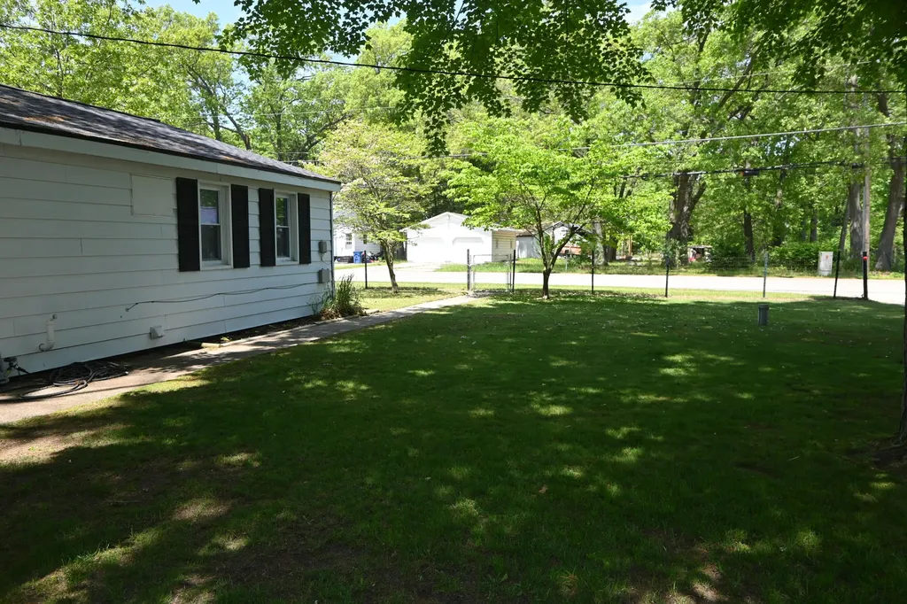 1341 E Summit Avenue Norton Shores City MI 49444