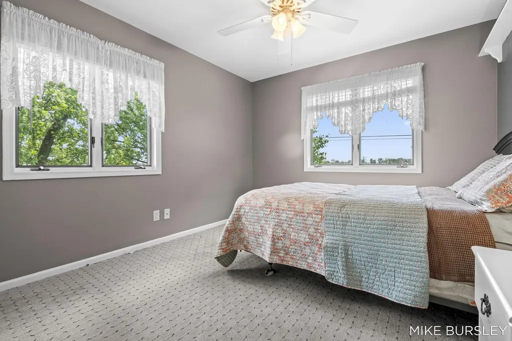 4334 96th Zeeland Charter Township MI 49464