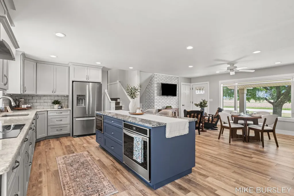 4334 96th Zeeland Charter Township MI 49464