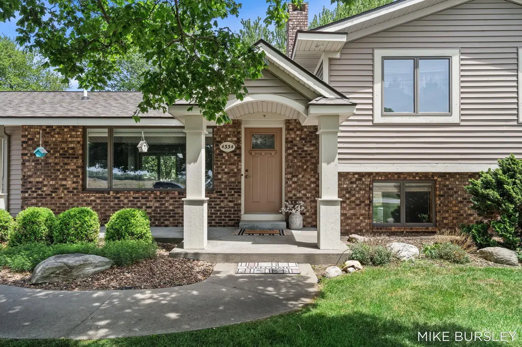 4334 96th Zeeland Charter Township MI 49464
