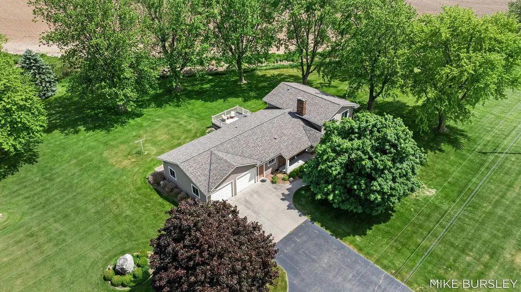 4334 96th Zeeland Charter Township MI 49464