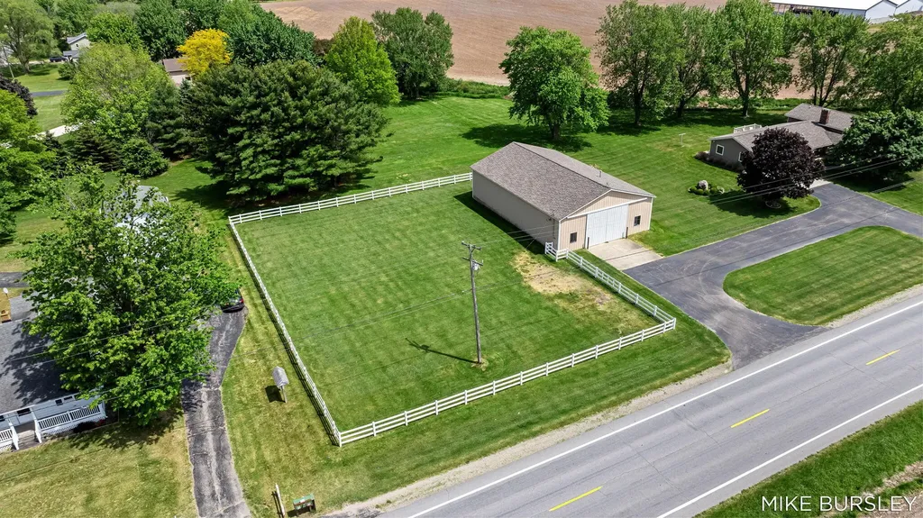 4334 96th Zeeland Charter Township MI 49464