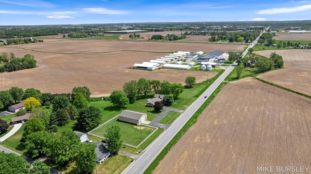 4334 96th Zeeland Charter Township MI 49464