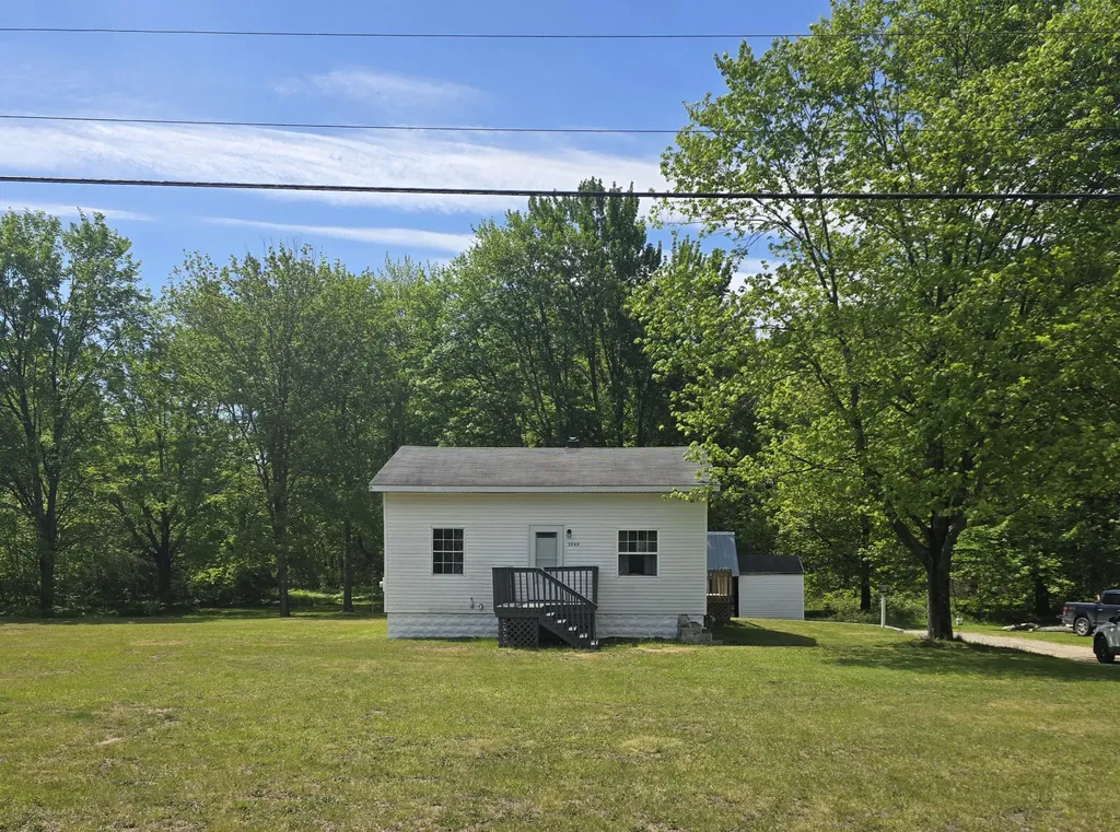 3999 E Sternberg Road Fruitport Charter Township MI 49415