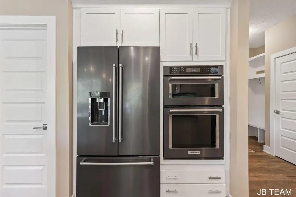 3345 Jumping Jack Court NE Grand Rapids Charter Township MI 49525