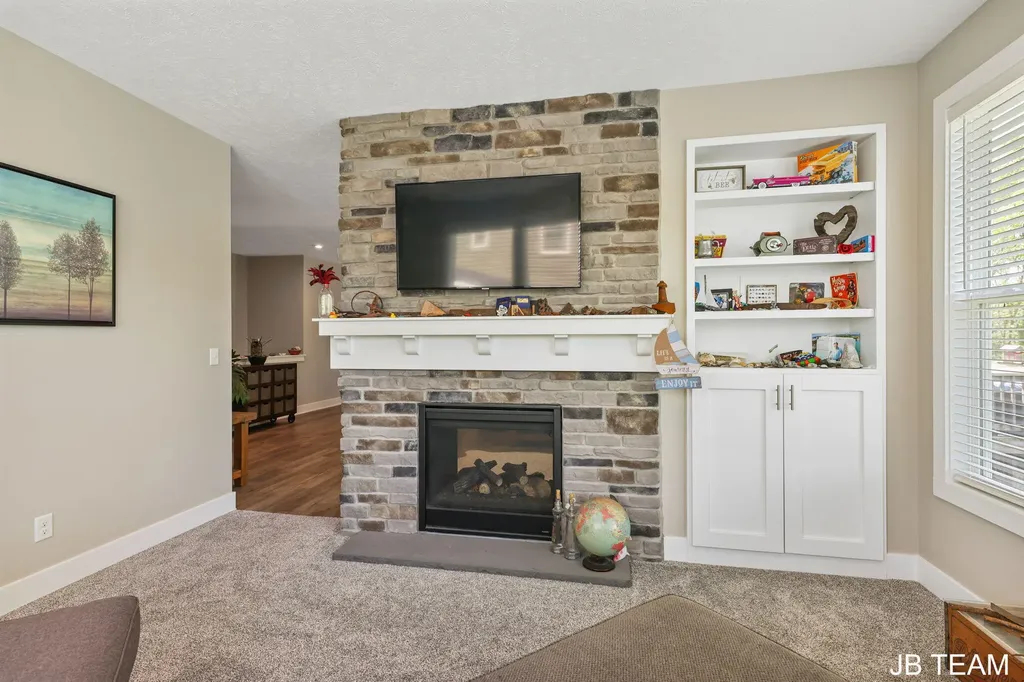 3345 Jumping Jack Court NE Grand Rapids Charter Township MI 49525