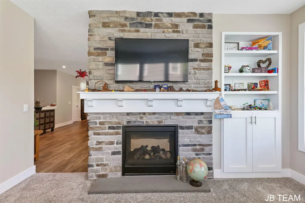 3345 Jumping Jack Court NE Grand Rapids Charter Township MI 49525