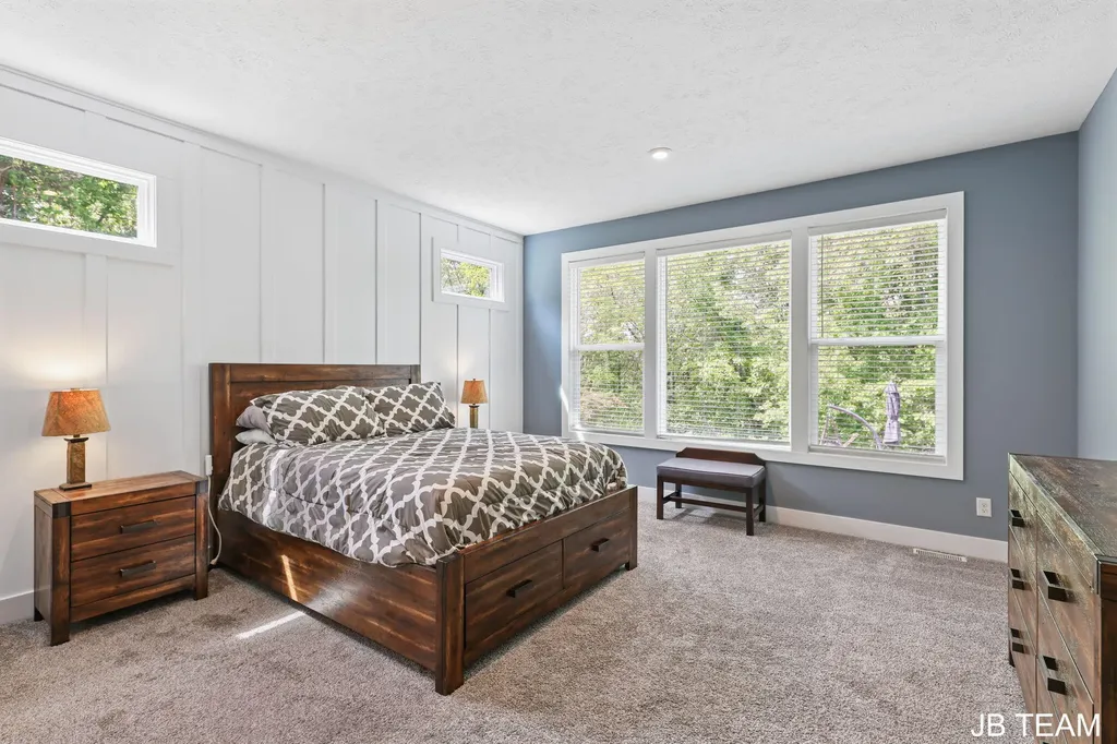 3345 Jumping Jack Court NE Grand Rapids Charter Township MI 49525