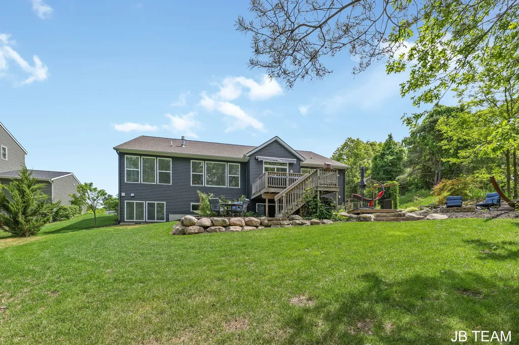 3345 Jumping Jack Court NE Grand Rapids Charter Township MI 49525
