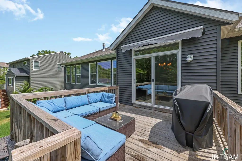 3345 Jumping Jack Court NE Grand Rapids Charter Township MI 49525