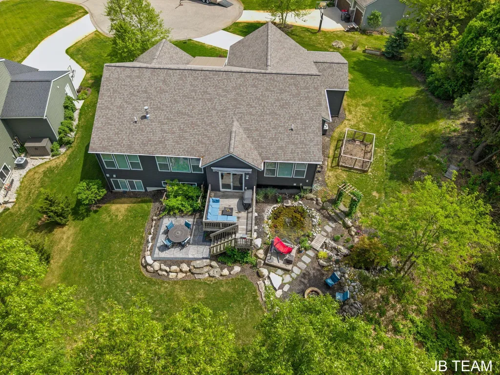 3345 Jumping Jack Court NE Grand Rapids Charter Township MI 49525