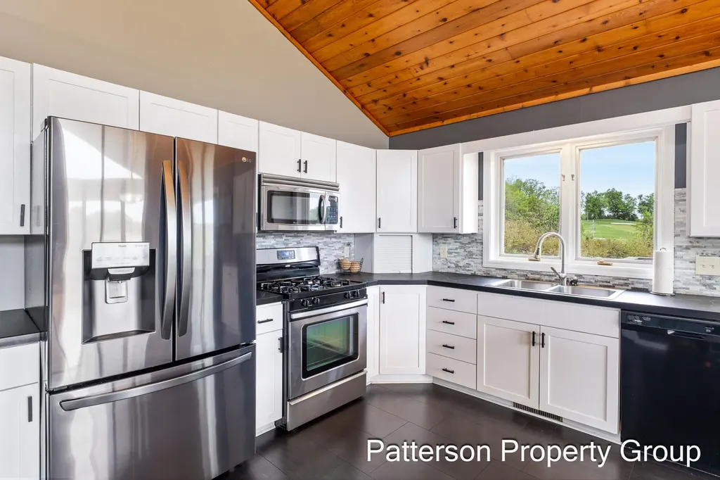 4154 S Sunset Drive Fremont City MI 49412
