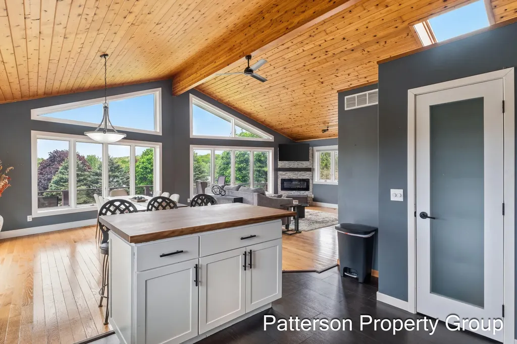 4154 S Sunset Drive Fremont City MI 49412