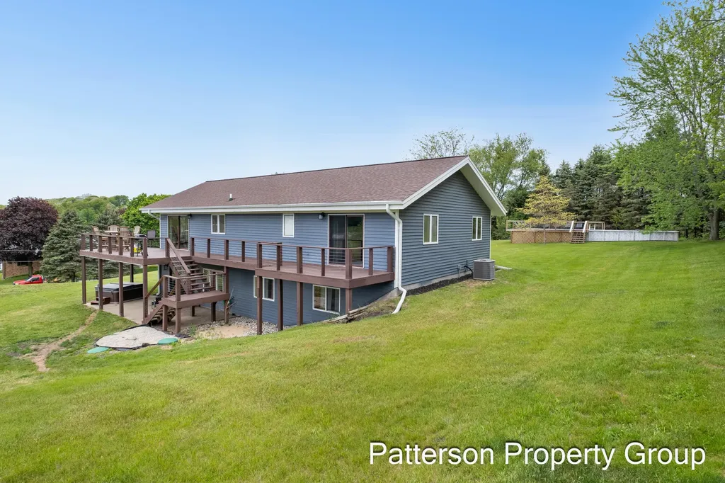 4154 S Sunset Drive Fremont City MI 49412