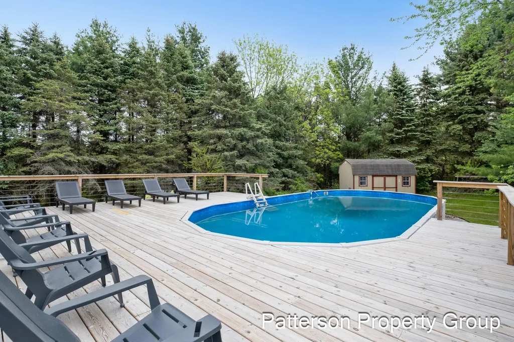 4154 S Sunset Drive Fremont City MI 49412