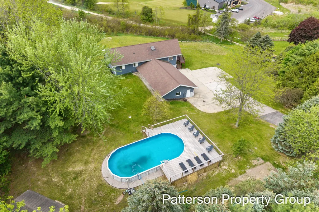 4154 S Sunset Drive Fremont City MI 49412